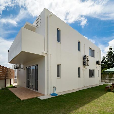 Chibana Terrace Villa Okinawa ภายนอก รูปภาพ